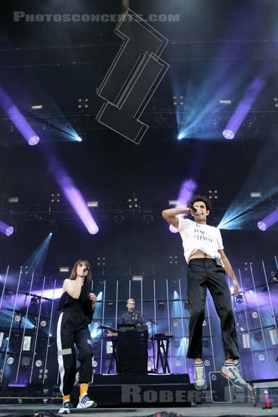 THERAPIE TAXI - 2019-07-04 - HEROUVILLE SAINT CLAIR - Chateau de Beauregard - Scene John - Adélaïde Chabannes de Balsac - Raphaël Faget-Zaoui